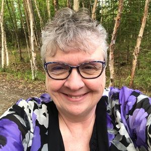 Meet your Posher, Paula